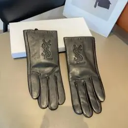 Gants Yves Saint Laurent